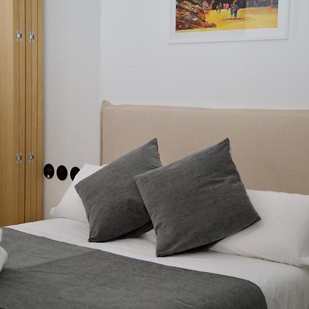 Suite 202 - 1 Bedroom Suite In Amando Perez Suites Ribadeo Dış mekan fotoğraf